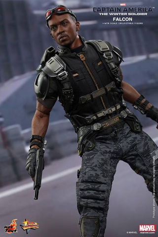 Illustration for article titled Hot Toys' New The Winter Soldier Falcon Figure